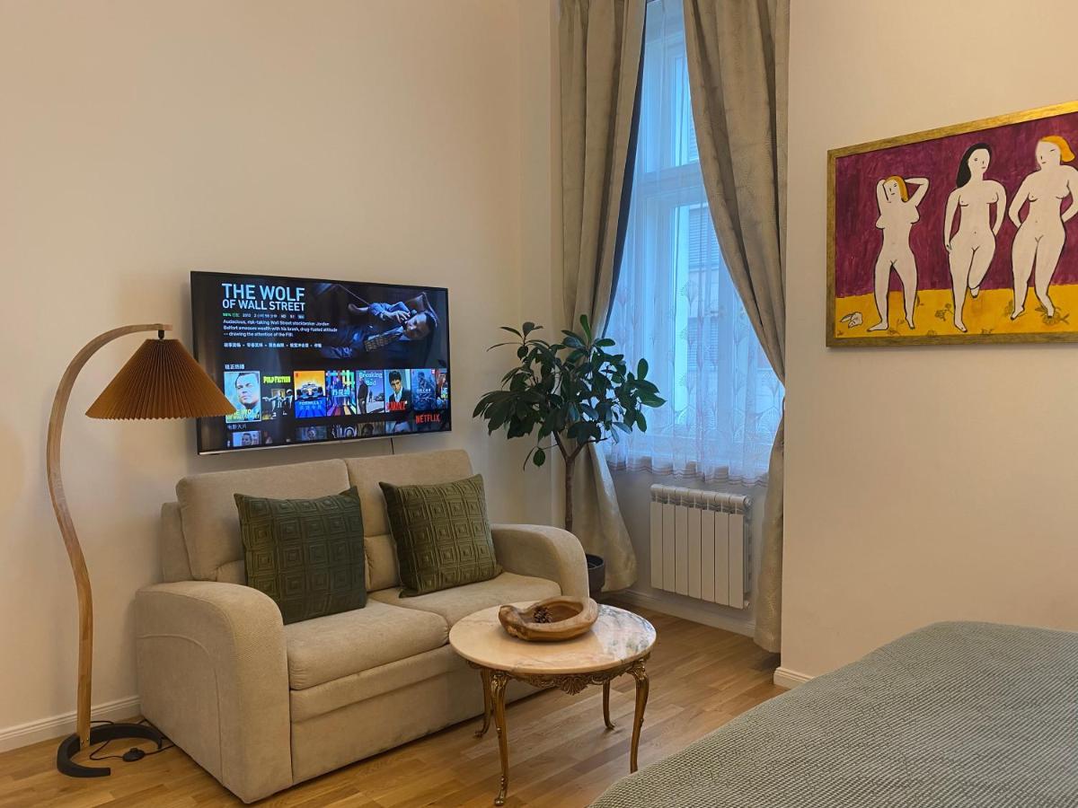 Apartmán Nana Flat Praha Exteriér fotografie